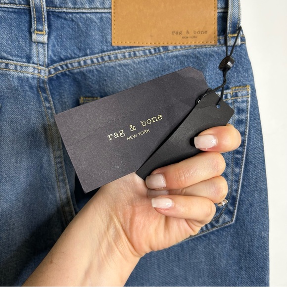 NWT Rag & Bone Rosa Mid - Rise Boyfriend Jean in Bristol 23 - Picture 16 of 16